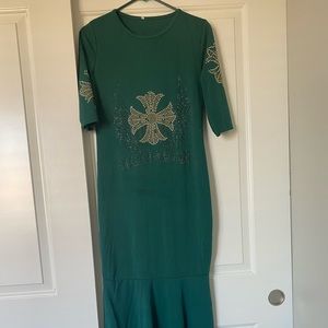 Login Green dress
